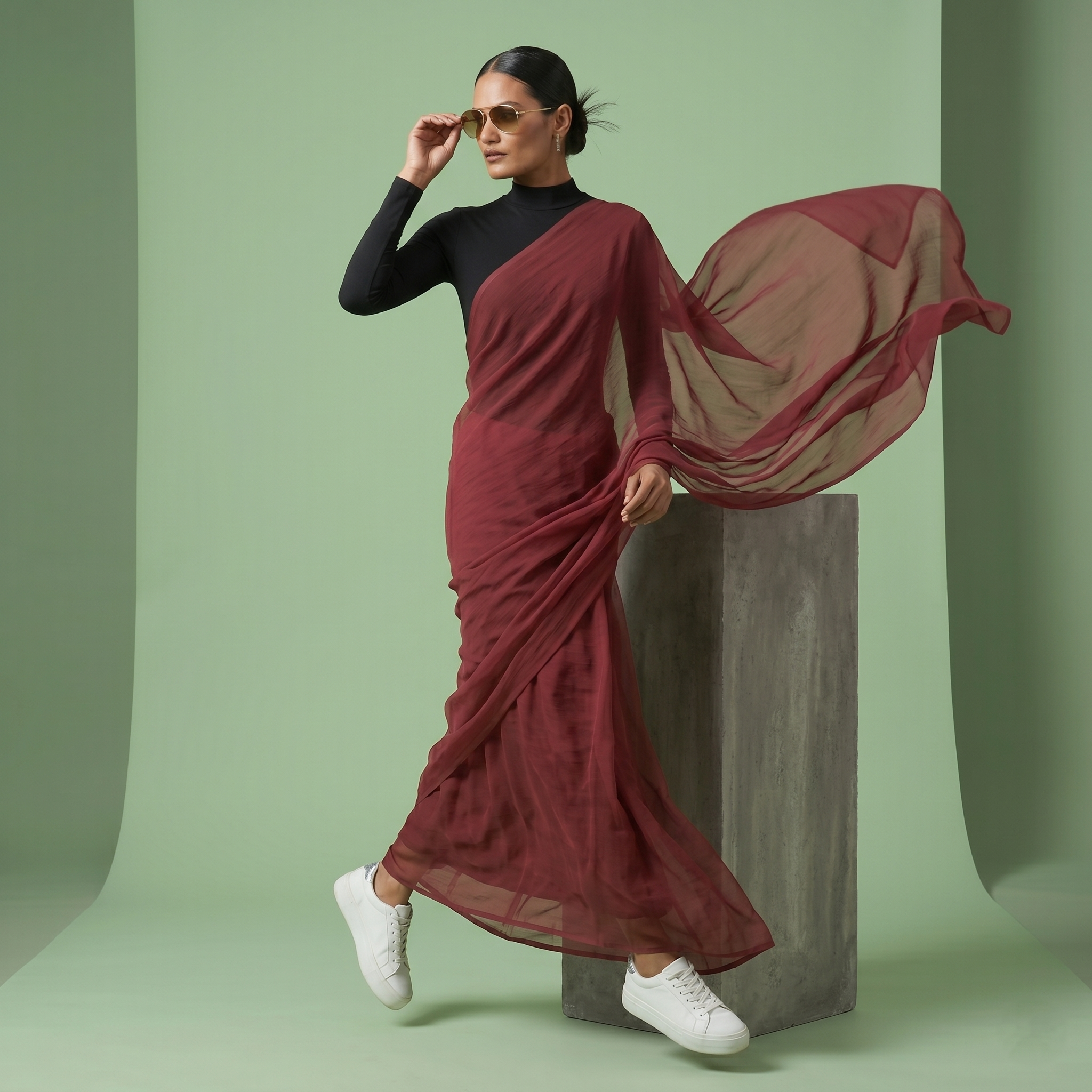 Plain chiffon saree in Maroon