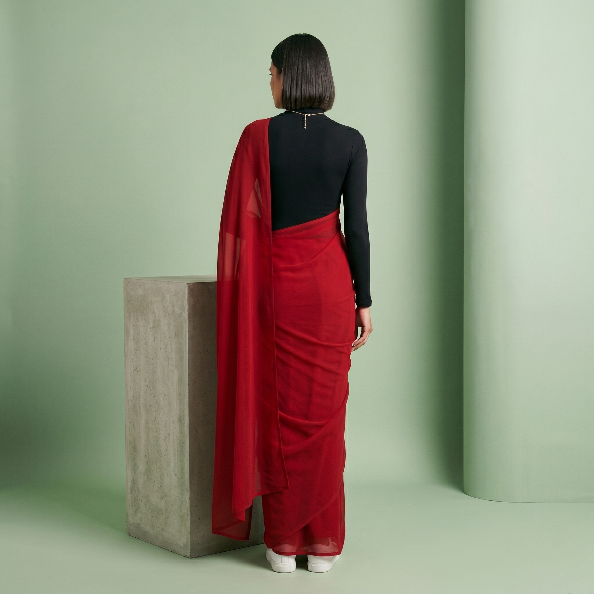 Plain chiffon saree in Red