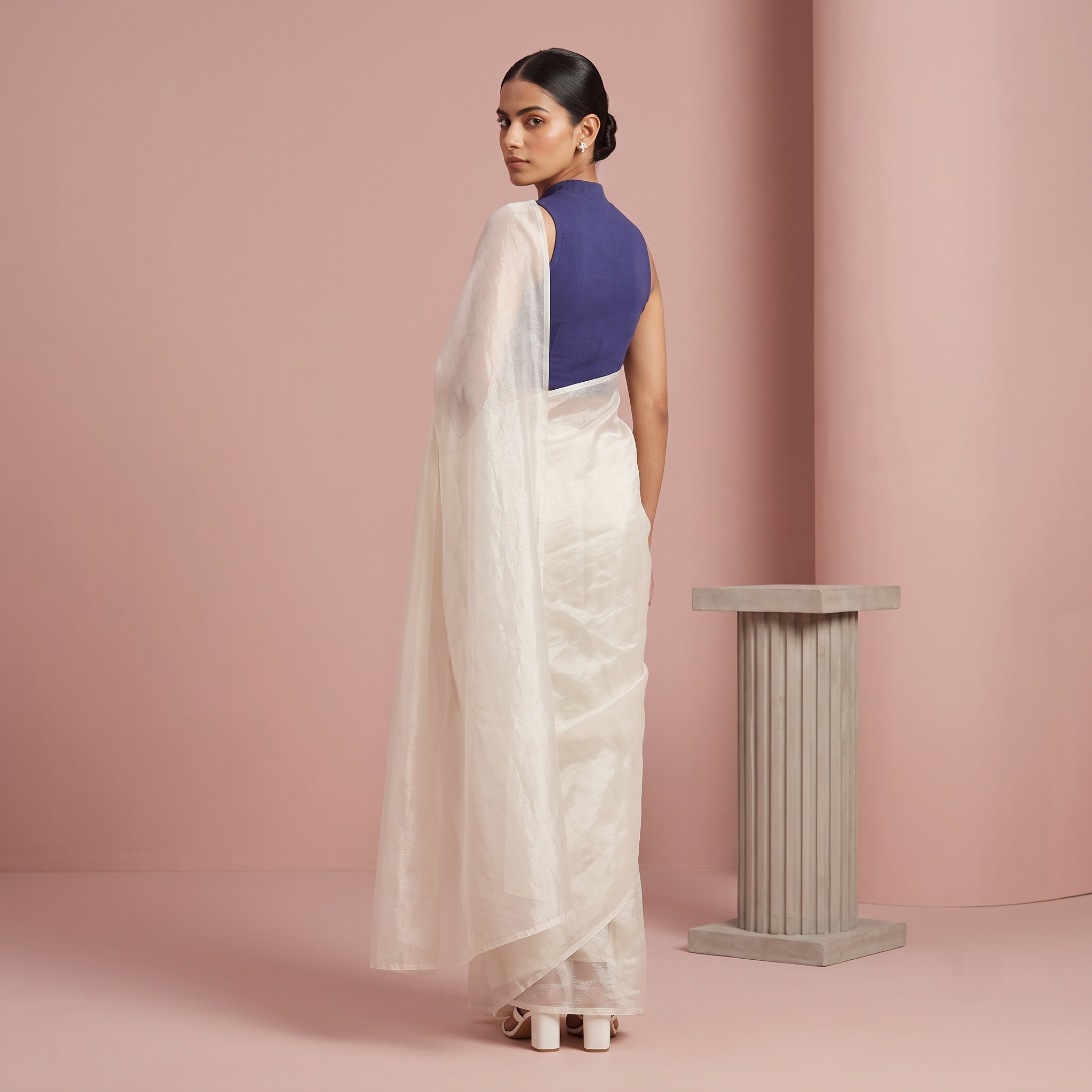 Tissue Oraganza Saree in White Colour